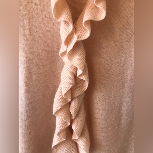 Chico’s Cashmere Cardigan with Ruffled Trim - Picture 4 of 9